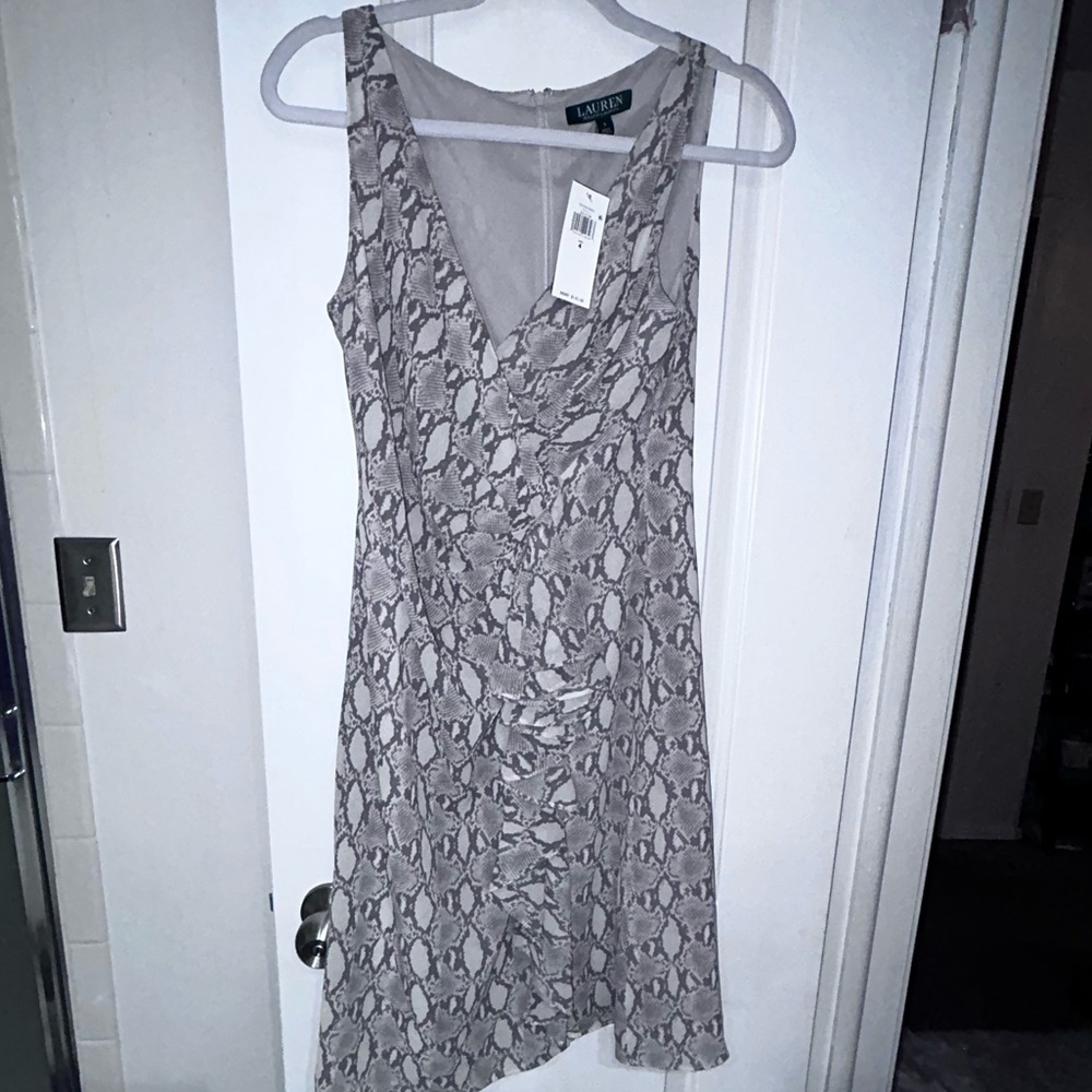 Lauren Ralph Lauren Womens Ruffled Print Sheath  Dress Grey, NWT 4 - Picture 2 of 8